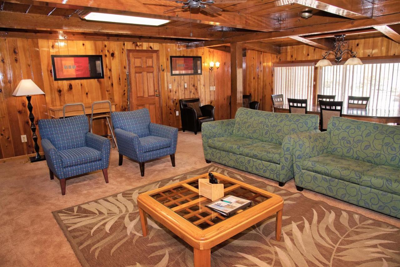 Lodge The Kern Lodge Kernville